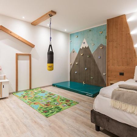 Sporting Hotel Passo del Tonale Eksteriør billede