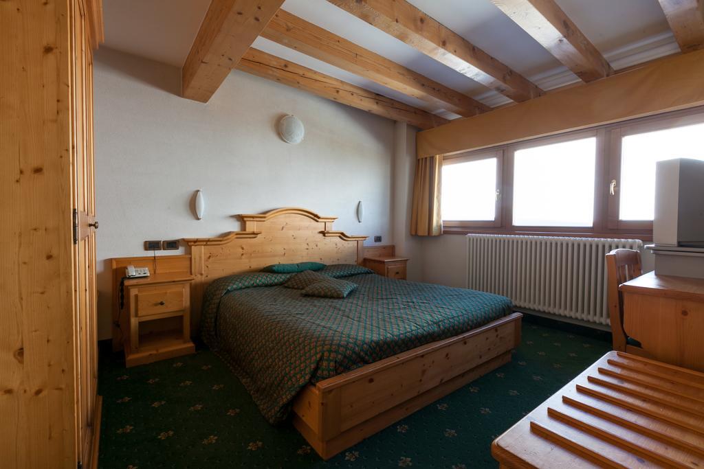 Sporting Hotel Passo del Tonale Værelse billede