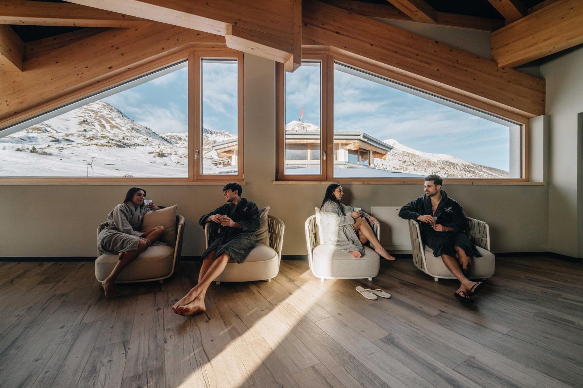 Sporting Hotel Passo del Tonale Eksteriør billede